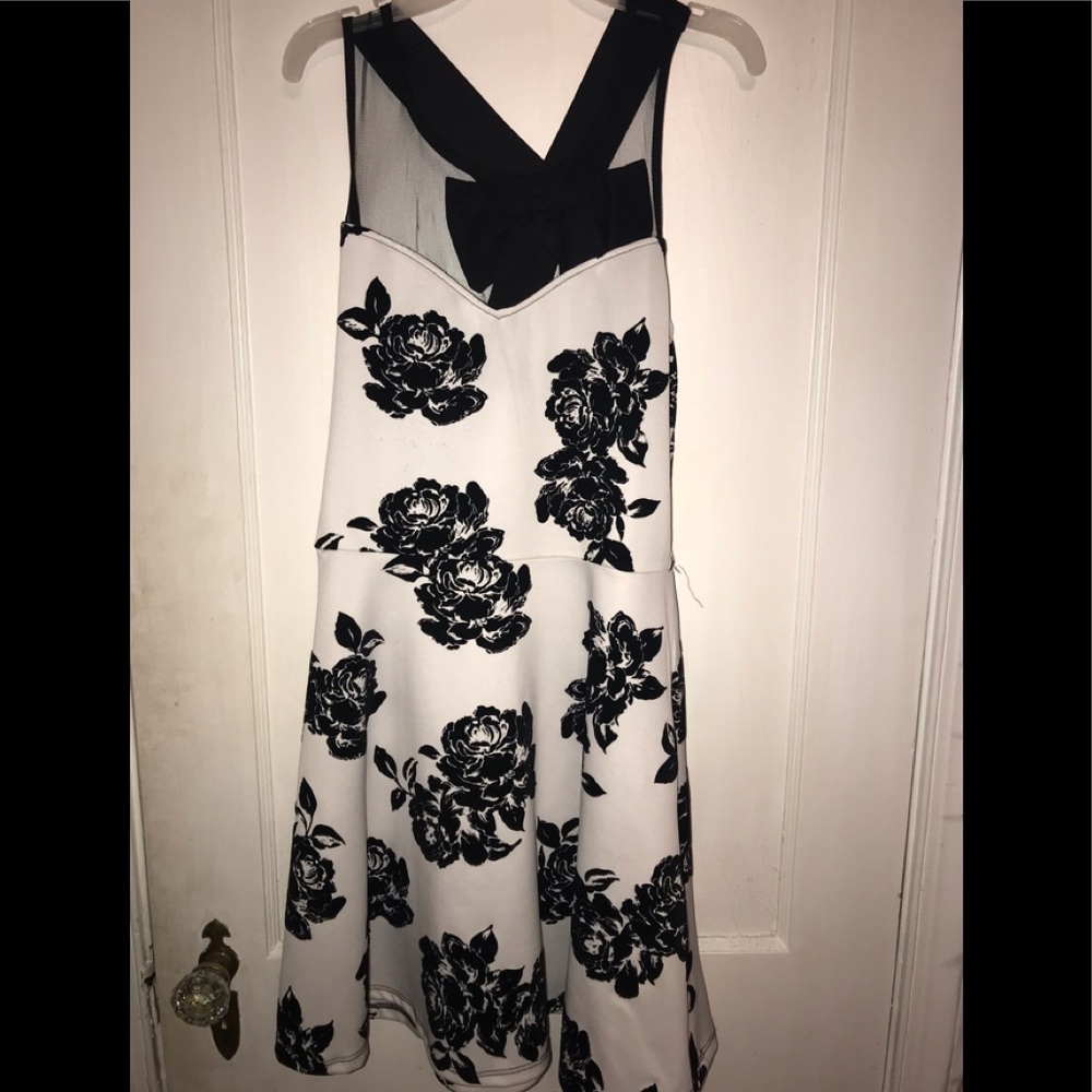 floral black and white dress